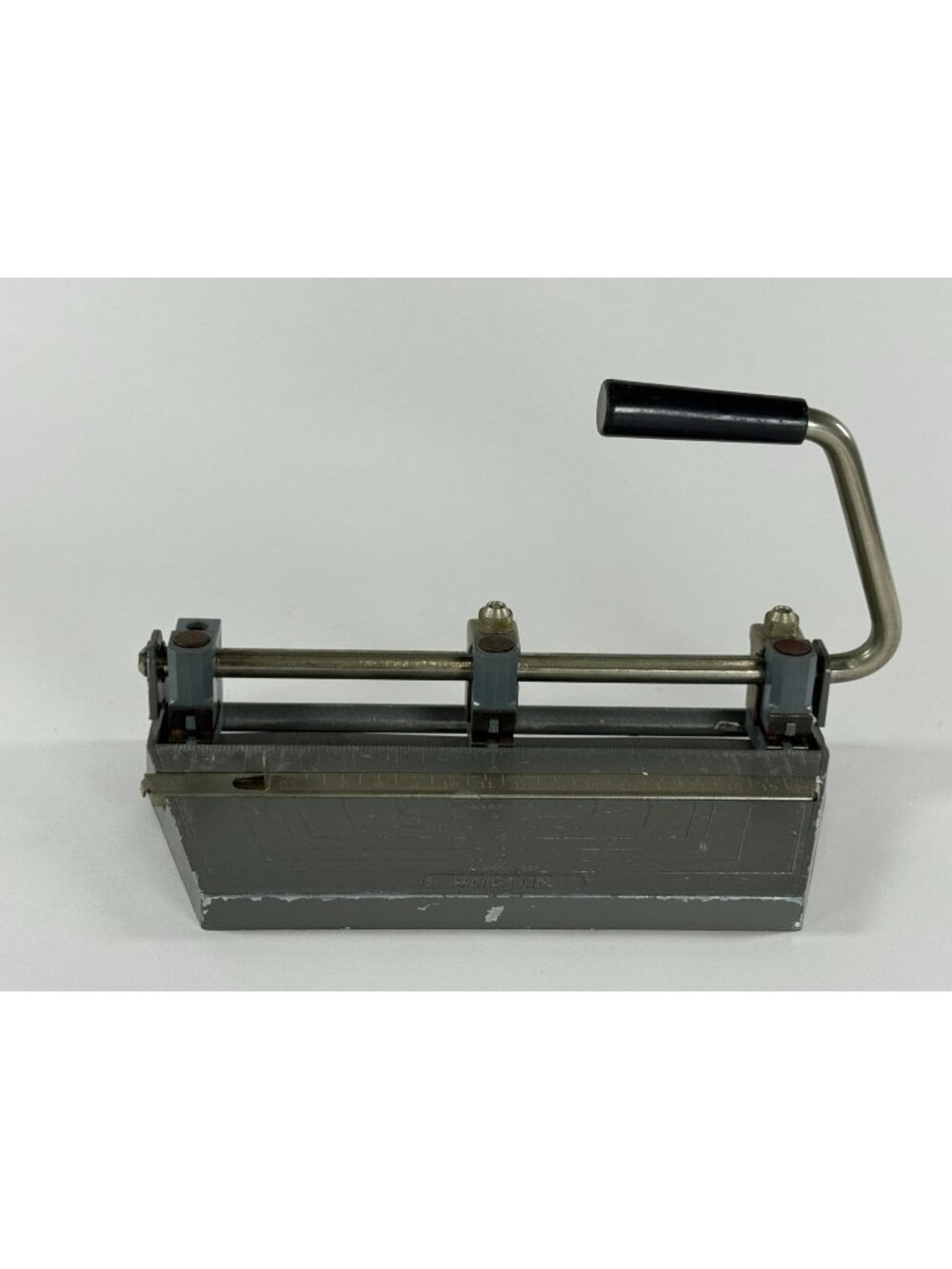 Boston Heavy Duty Adjustable 3 Hole Punch USA